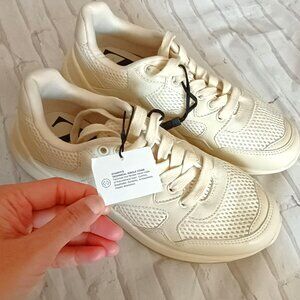 Zara Sneaker Women EU 37/US 6.5 Cream Lace Up Slip Resist Athletic/Running Shoes